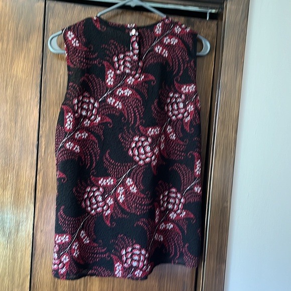 Tommy Hilfiger sleeveless floral - Picture 2 of 8